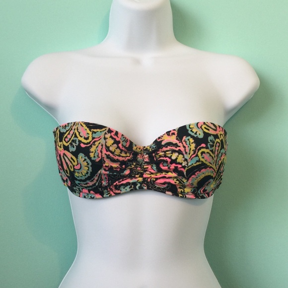 Victoria's Secret Other - VICTORIA’S SECRET Push-up Underwire Bikini Top 32B